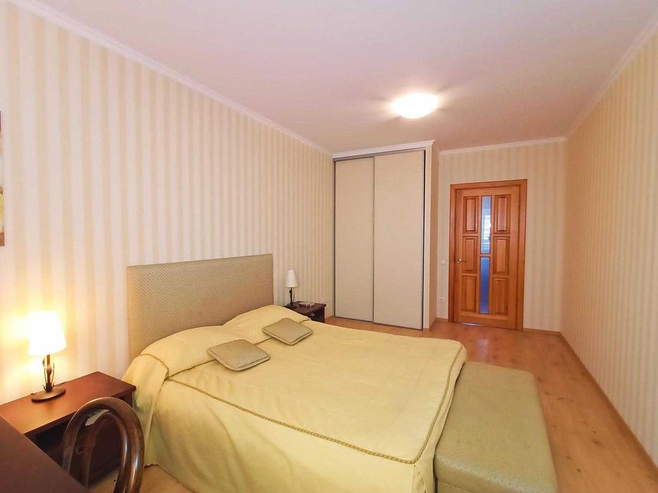 Продаж квартири 75 м2 з ремонтом, меблями, технікою, район Бойова!