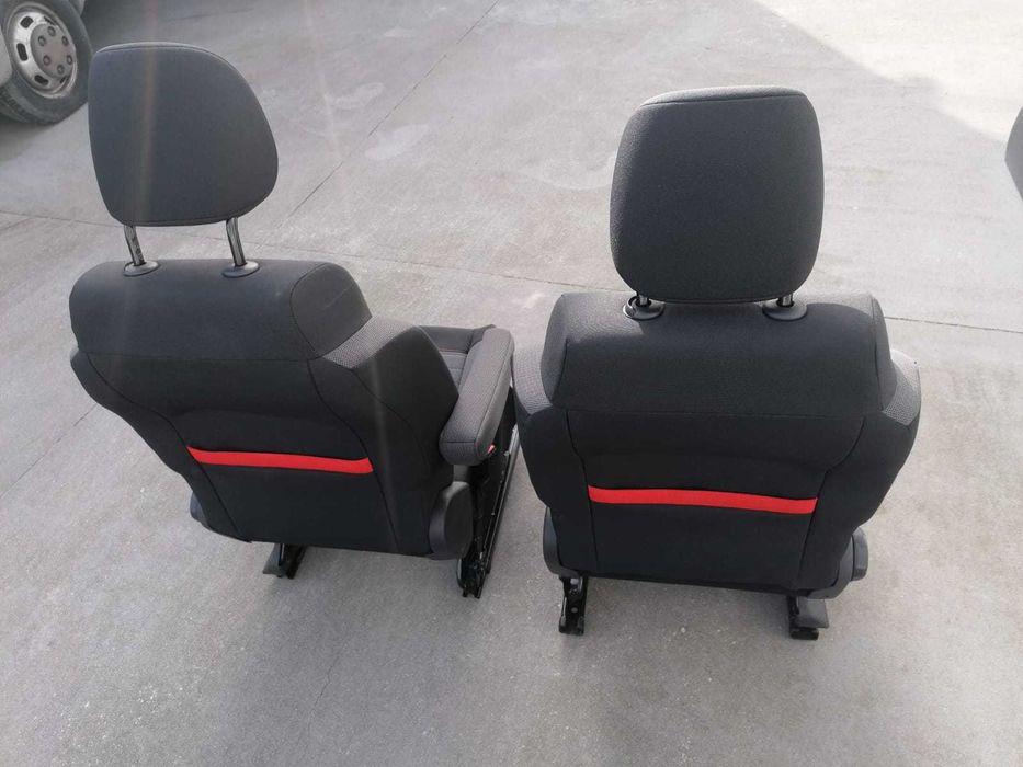 Conjunto Bancos Citroen C3 Aircross II em Stock