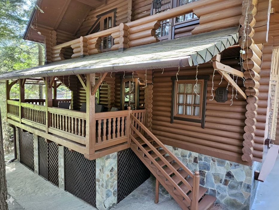 Будинки в Карпатах.  Котедж в Мигово