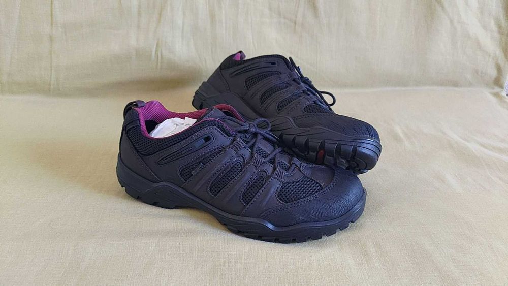 ECCO Gore-tex р39 NEW