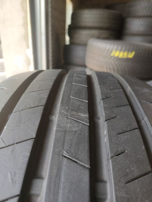 245/50r19 Bridgestone Alenza 001 z 2021r około 7mm