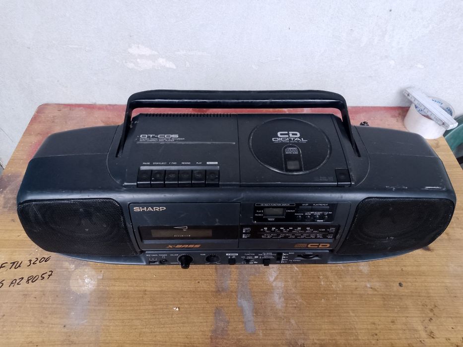 Radioodtwarzacz Sharp Qt -cd 5 h
