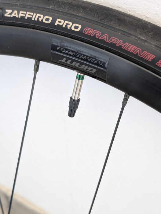 Rodas Bicicleta Estrada Giant PR-2 + Pneus Vittoria 700x28c + Discos + Cepo Shimano 12v