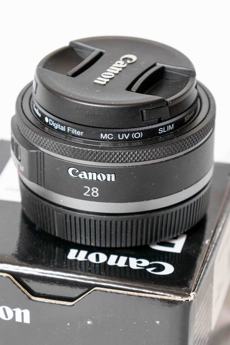 Canon RF 28mm f/2.8 STM