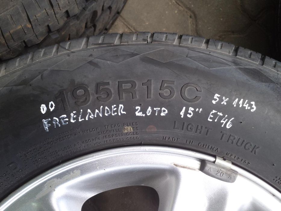 Jantes Land Rover R15 Com Pneus 195/15C Furação 5X114.3