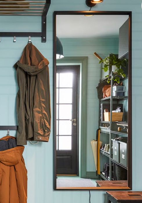 Dois espelhos ikea pretos