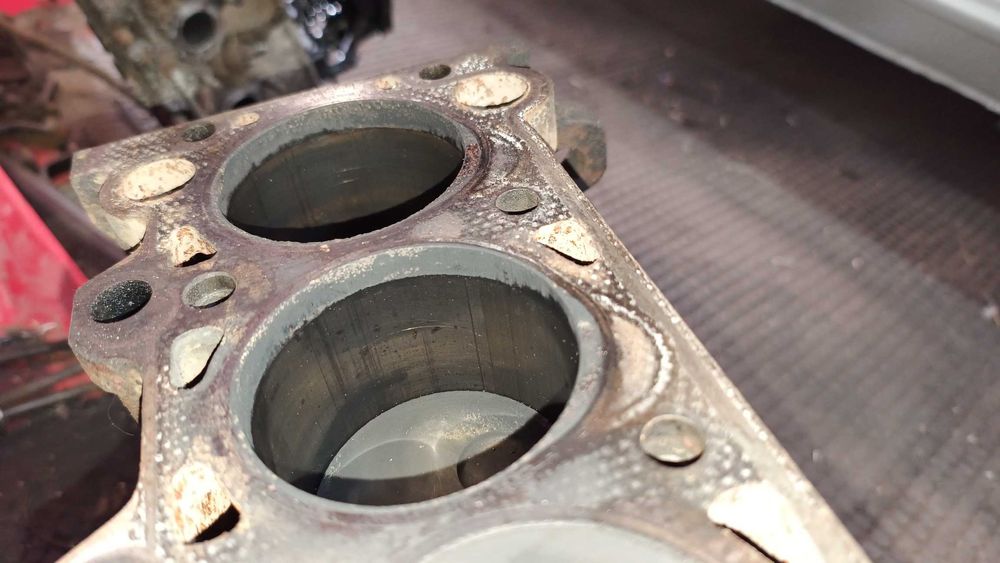 Блок двигуна BMW m21d24