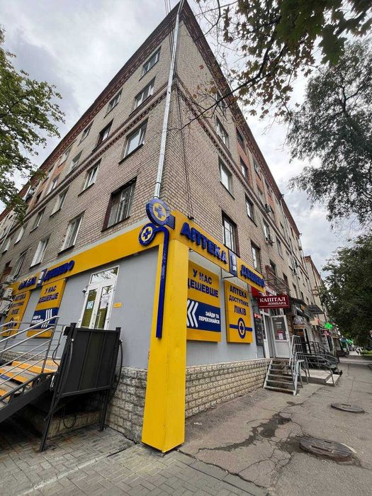 Оренда приміщень 120,8м2/ Червона лінія/ Ринок ХТЗ