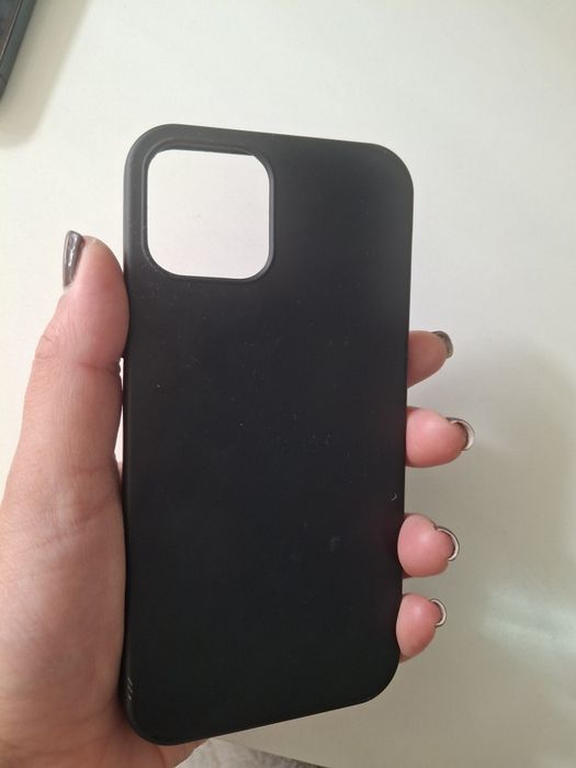 Iphone 12 Pro + capa e cabo usb