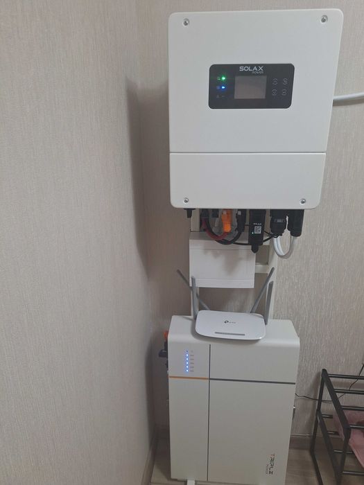 Монтаж систем безперебійного живлення SOLAX для вашої оселі та бізнесу