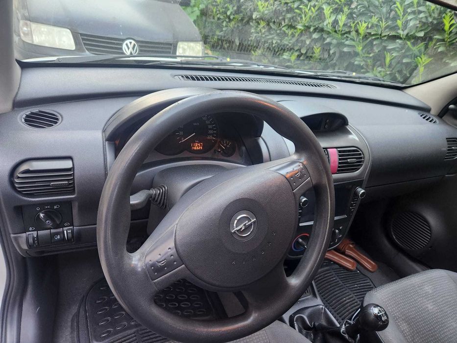 corsa 1.0 em bom estado 1.300
