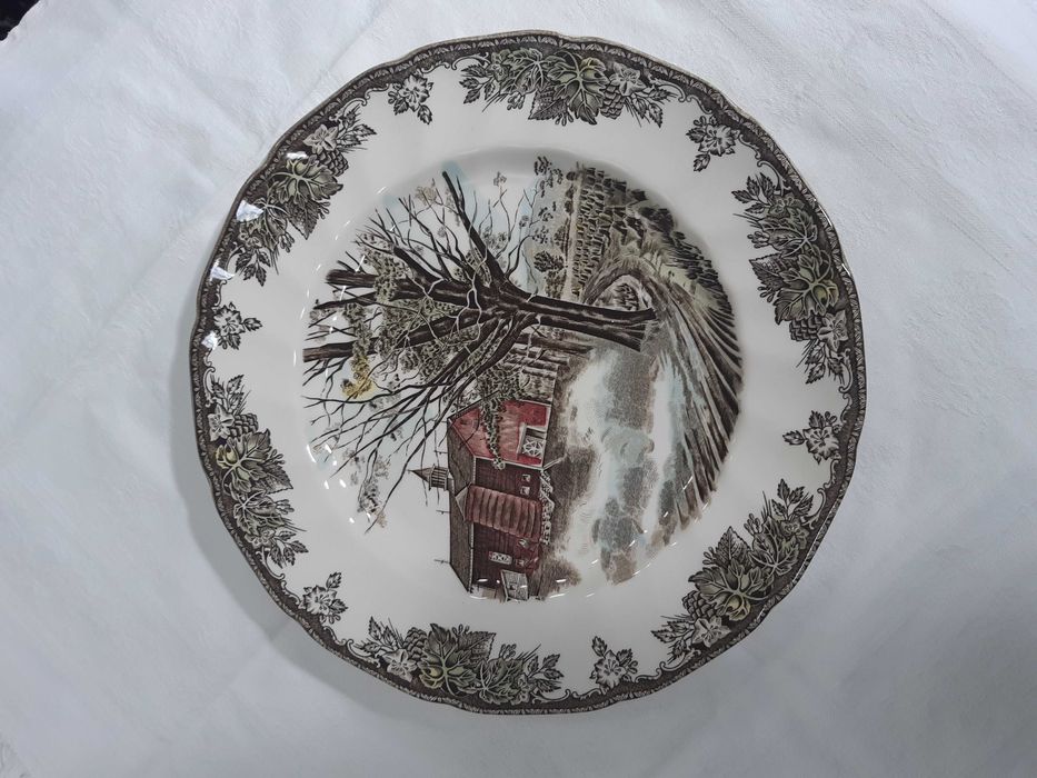 Pratos decorativos Johnson Bros