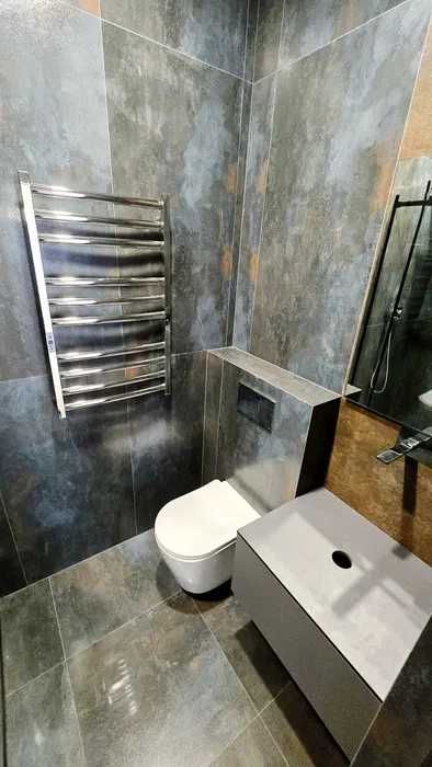 Вітаю. ГАЗ, ЦЕНТРАЛЬНІ КОМУНІКАЦІІ, будинок-дуплекс 125м2; Ліцей#1.