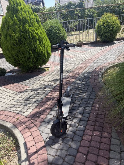 Xiaomi electric scooter elite