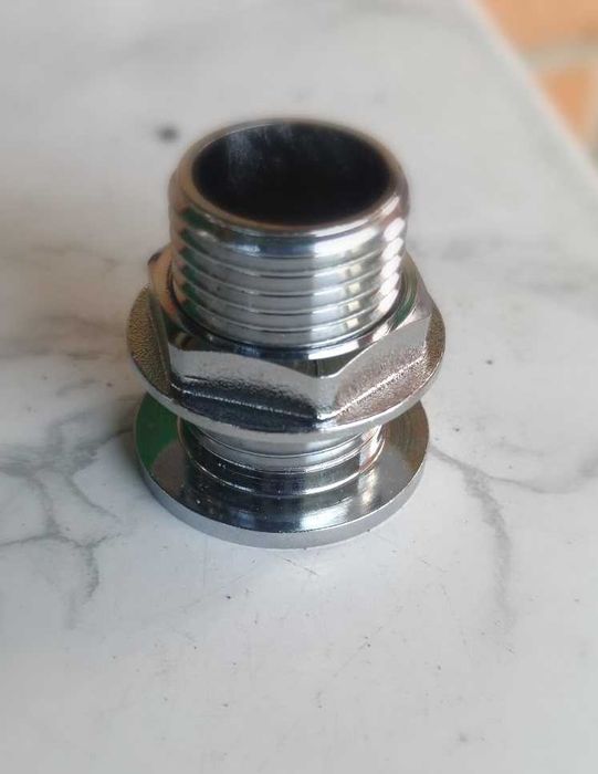 Врезка 1/2", 3/4"в бак, бидон, штуцер, соед. трубка для дистиллятор