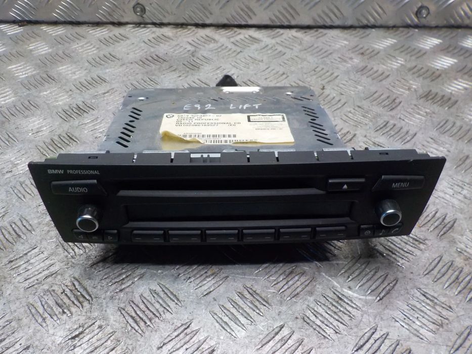 BMW E81 E82 E87 E88 E90 E91 E92 E93 X1 E84 Z4 E8 RADIO CD  9263459