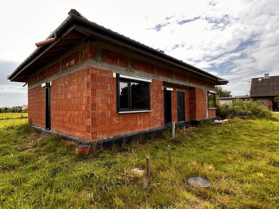 Dom parterowy stan deweloperski - Widok 4