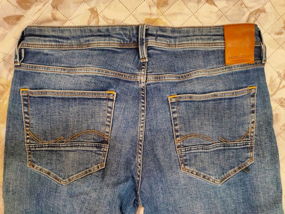 Calças Jack Jones tam. 43 em excelente estado