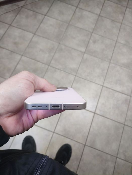 Oppo find x8 12/512 dimensity 9400