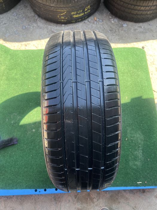 *Opona pojedynka Pirelli 225/45/18