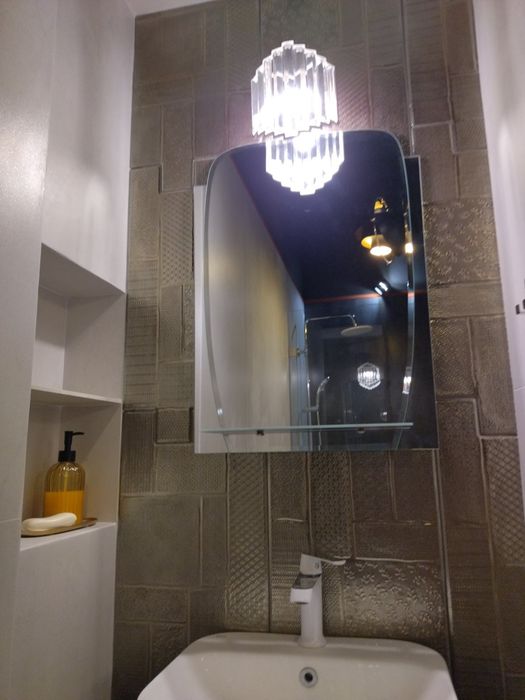 Аренда  стильная студия  свет всегда центр,Парк Шевченко 1 этаж,укрыти