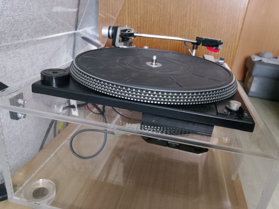 Gramofon Dual 1237a