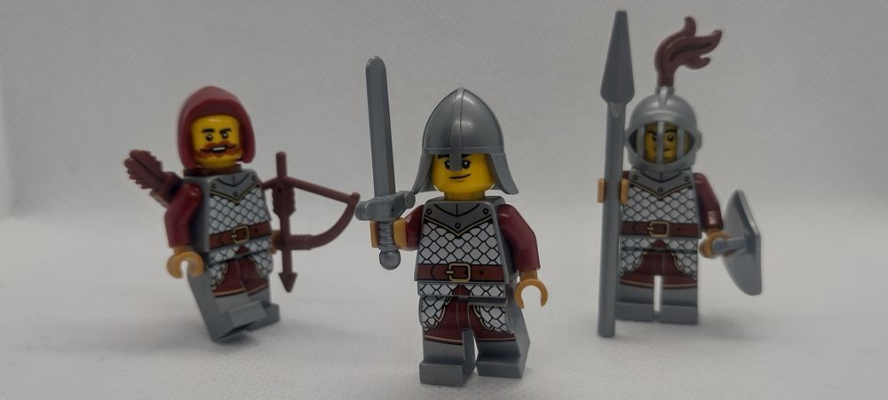Pakiet 3 rycerzy Lego herbu Gryfa
