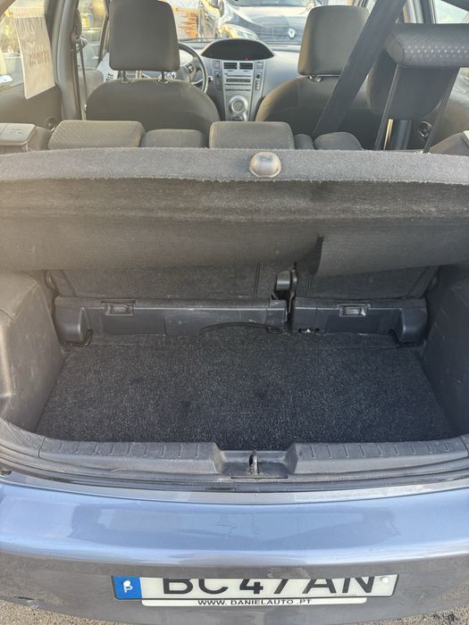 Toyota yaris d4d — photo 5
