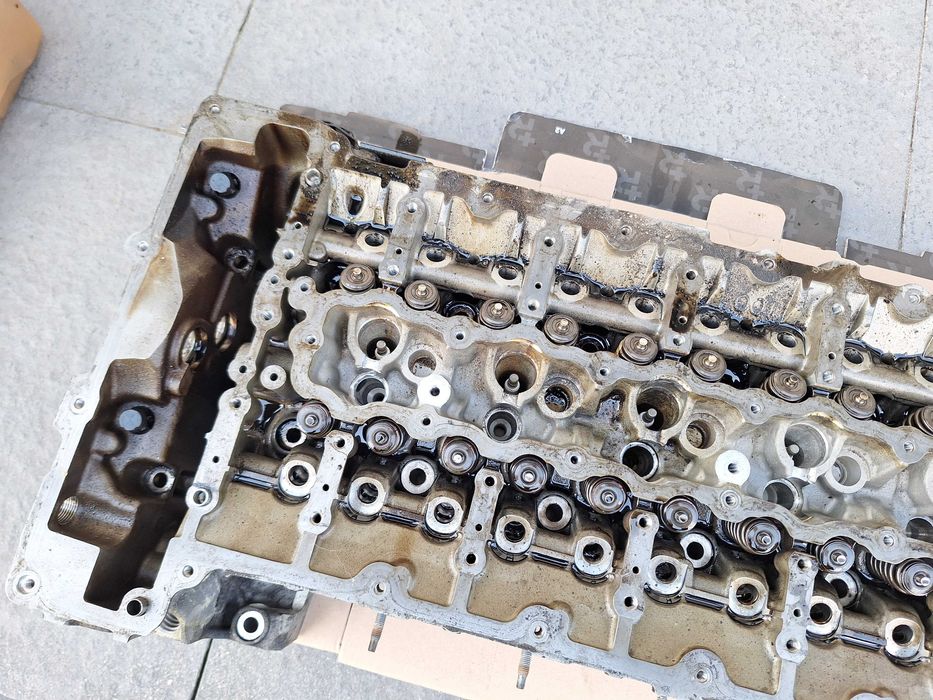 Głowica silnika N53B30A 272 konie e90 e91 e92 e93 330i e60 e61