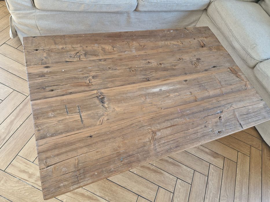 Stolik kawowy drewniany wichaister_design białe nogi