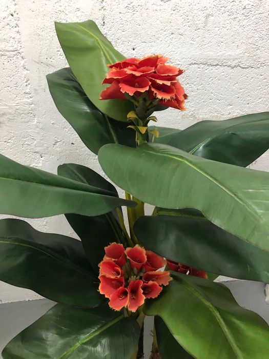 Planta ornamental artificial