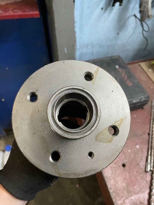 Ступиця задня на ланос 1.4, 1.5, 1.6 FSO