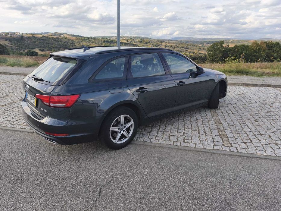 Audi A4 Avant 35 TDI S tronic 150 cv (135000km, Nacional com Revisões na Audi documentadas)) — photo 2
