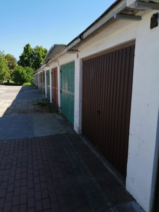 Garaż murowany 18m kw.