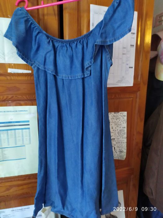 4 Vestidos de ganga menina