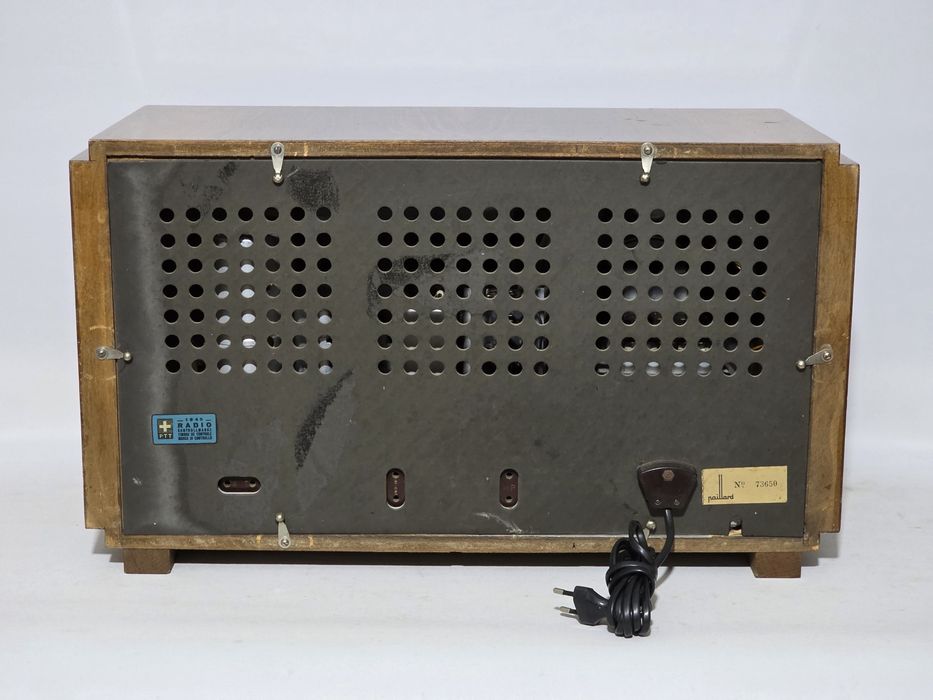 Rádio antigo reparado Paillard