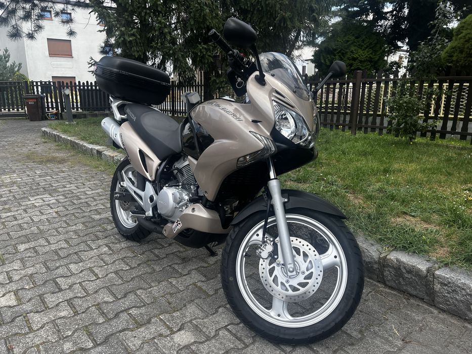 Honda Varadero 125 Mały przebieg, piękny stan, zadbana