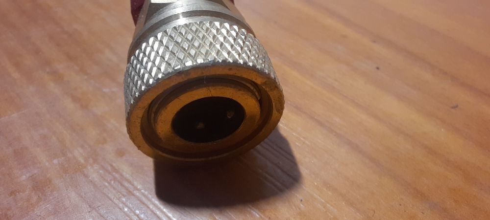 Pompka do wiatrówek PCP z końcówką