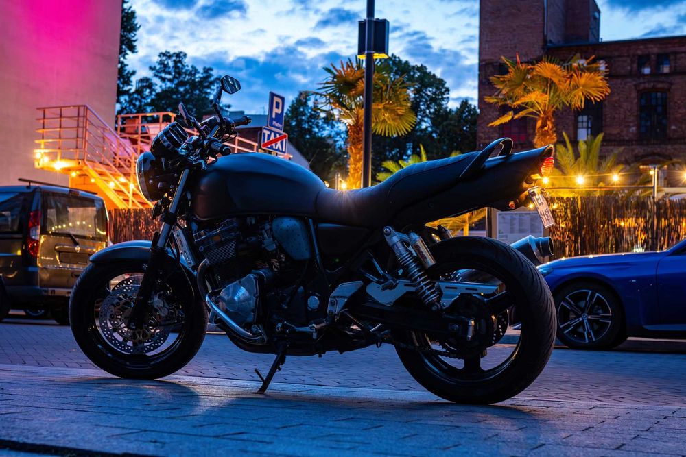 SUZUKI INAZUMA night view 1200