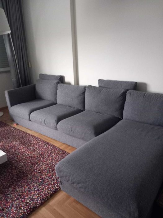 Sofá IKEA de 4 lugares, chaise longue e 2 encostos de cabeça