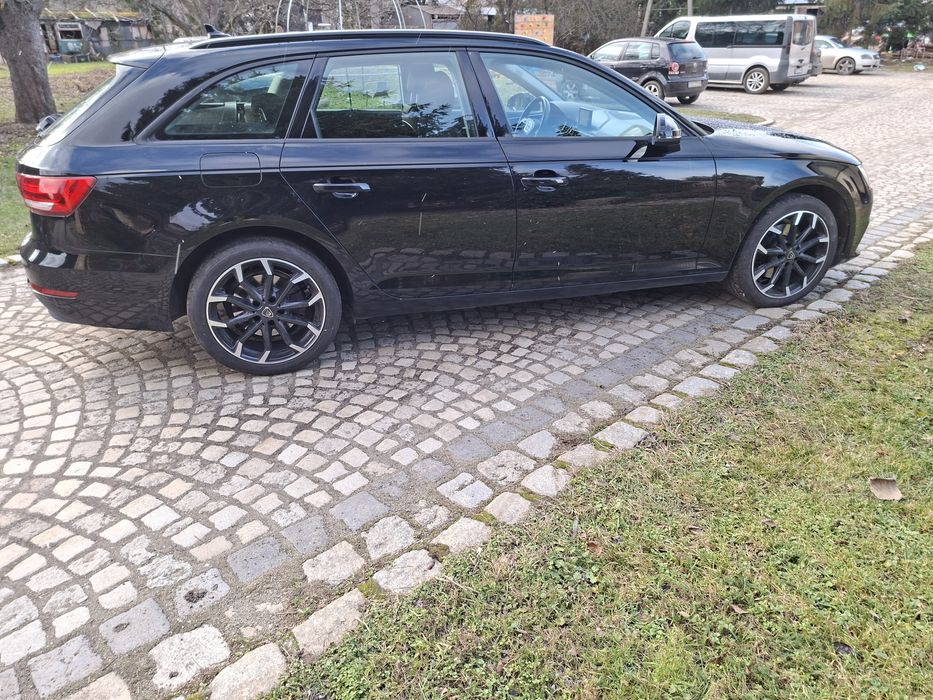 Audi a4 b9 2.0tdi B&O avant 150 km