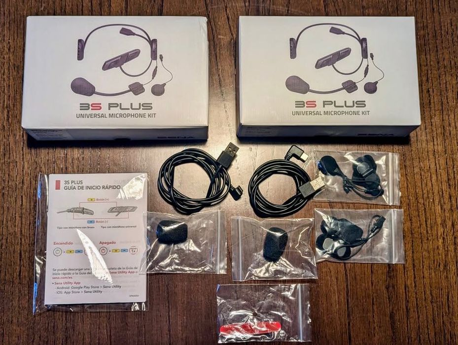 Capacetes Nexx Life com Bluetooth Sena instalados