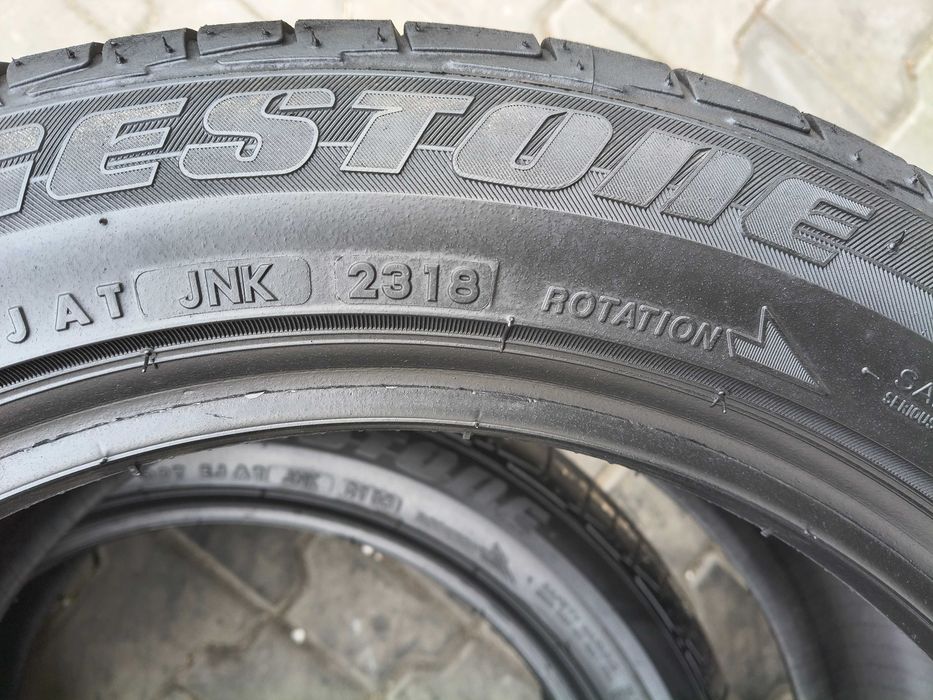Lato Bridgestone 245/45 R17 5mm
