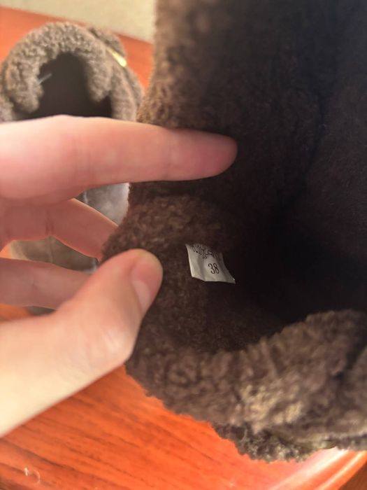 Угги замшеві низькі на хутрі.. VITTO  ROSSI.