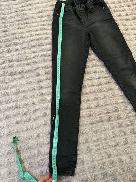 Теплі джогери на дівчинку 11-12 років фірми LC WAIKIKi