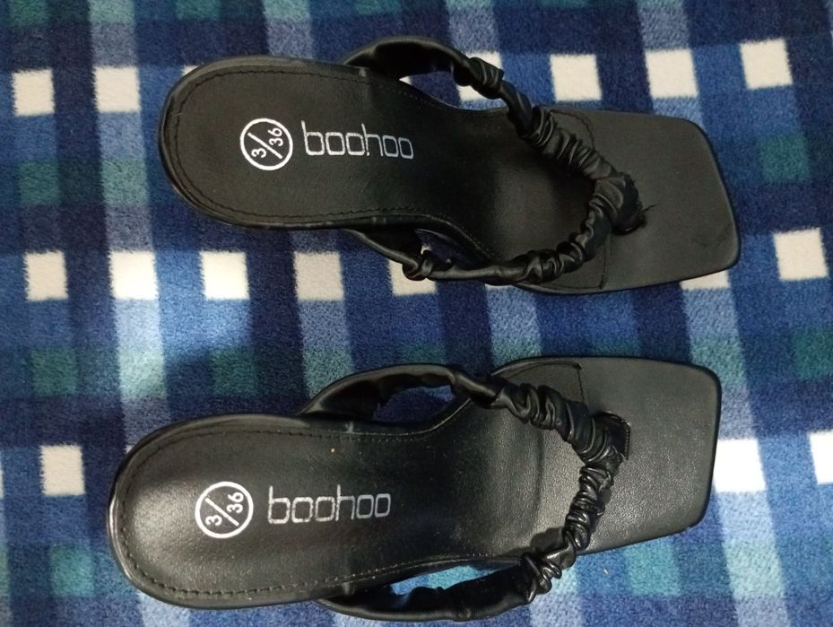 Okazja Tanio - Czarne Klasyczne Klapki Japonki Szpilka Boohoo r 36