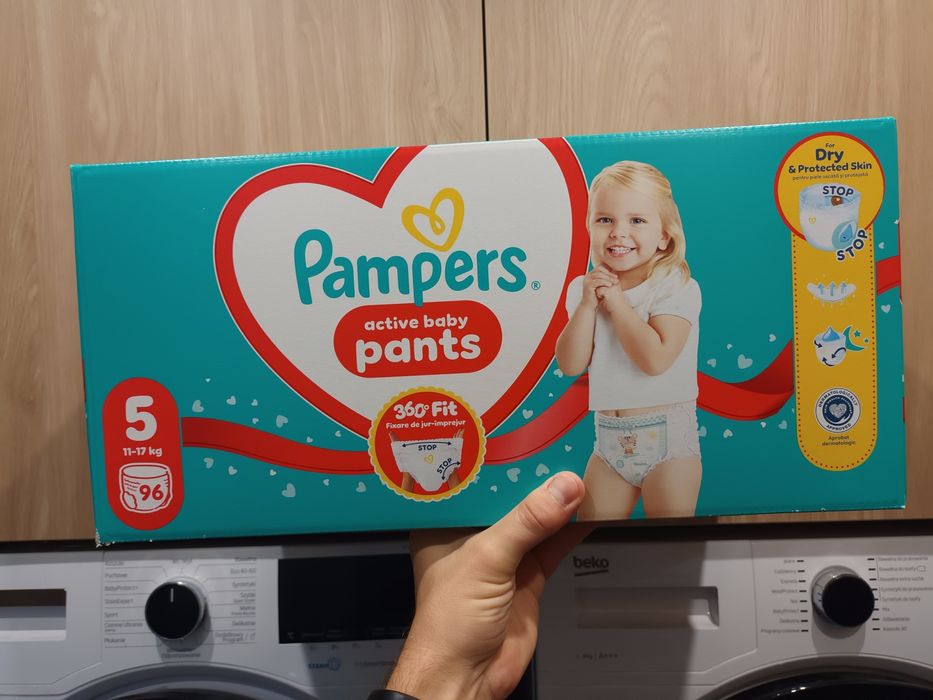 Pieluchomajtki Pampers rozmiar 5 - 192 sztuki