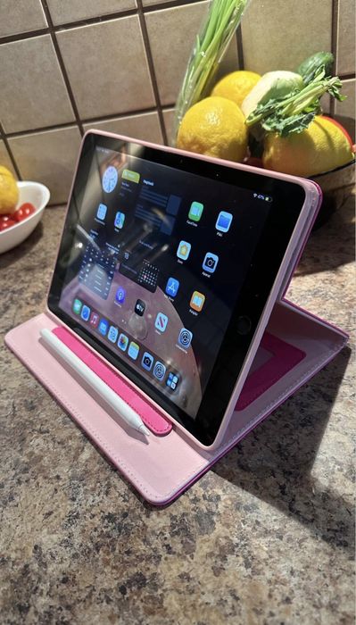 Tablet iPad Apple Retina 10” + NOWY RYSIK 2 gen +nowe etui-  PROCREATE