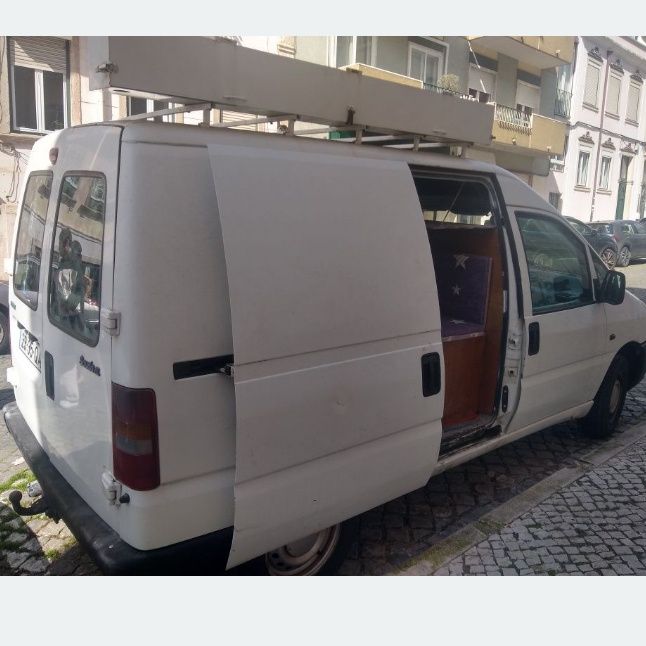 Campervan legalizada como especial dormitório