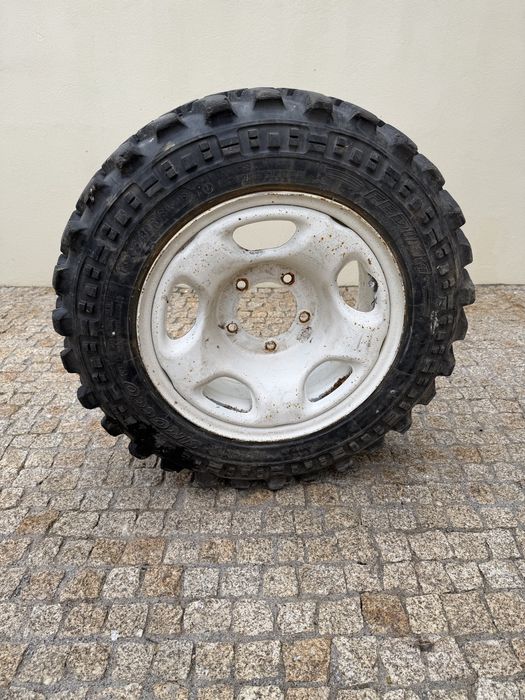 Material TT Suzuki Samurai – Jantes + Pneus Sirocco + Para-choques e Snorkel em INOX + Guincho